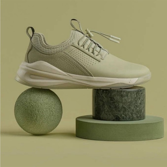 NEW CLOVE Sage Green Limited Edition Classic Nursing Shoes - Picture 1 of 13